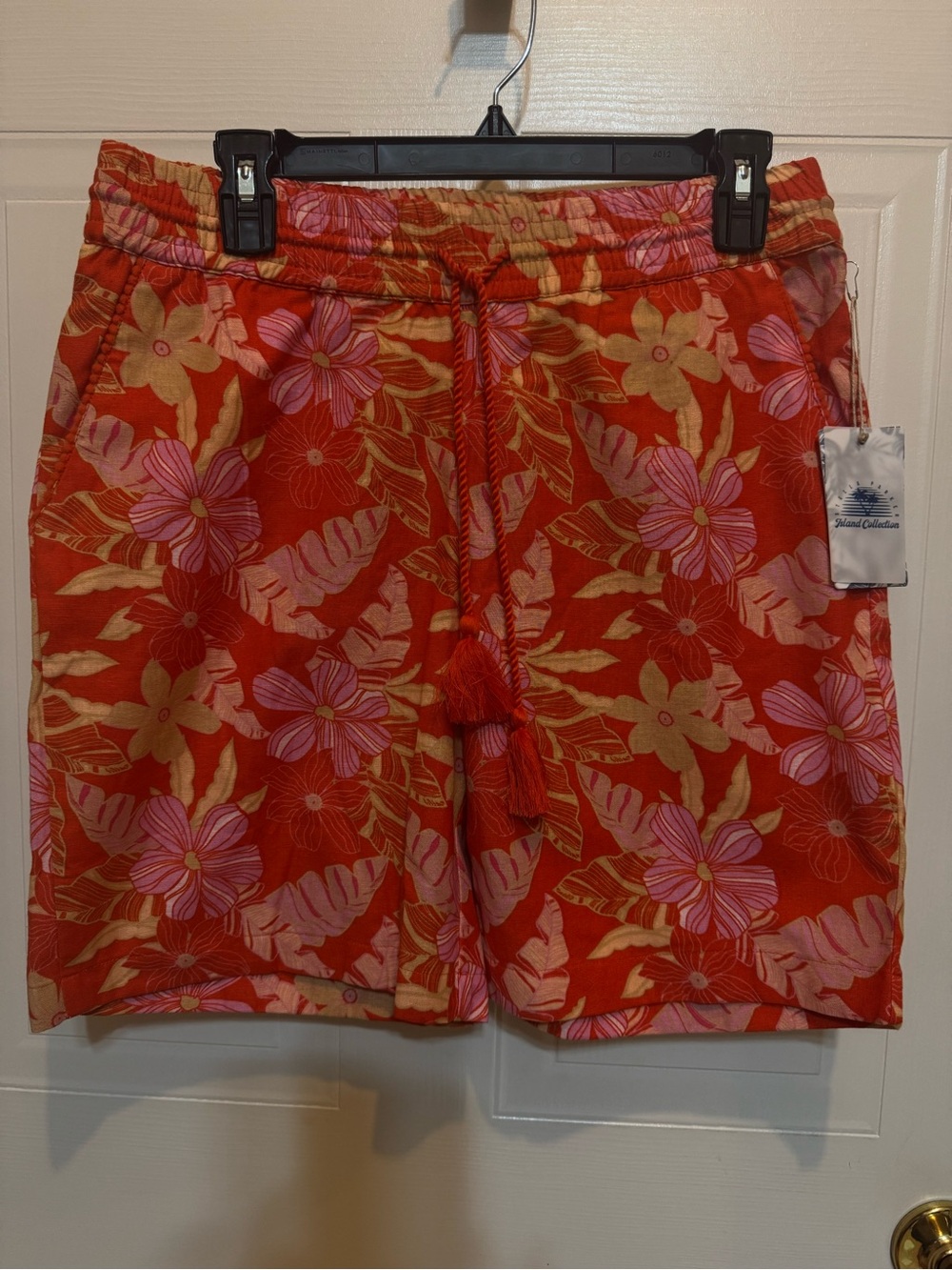 Stella Parker Island Collection Sz M Tropical Print Shorts NWT😊😊